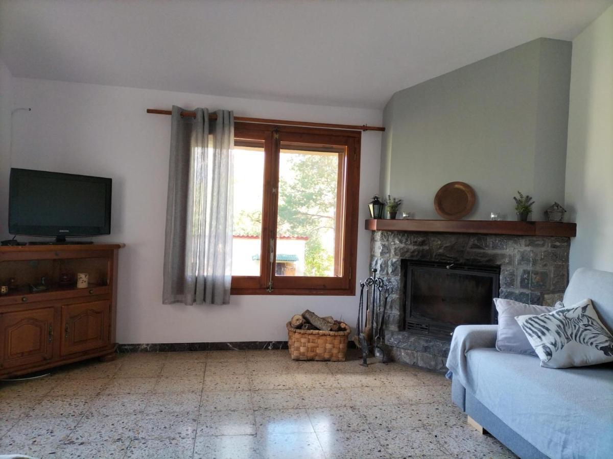 Villa Ca L'Anella à Saldés Extérieur photo
